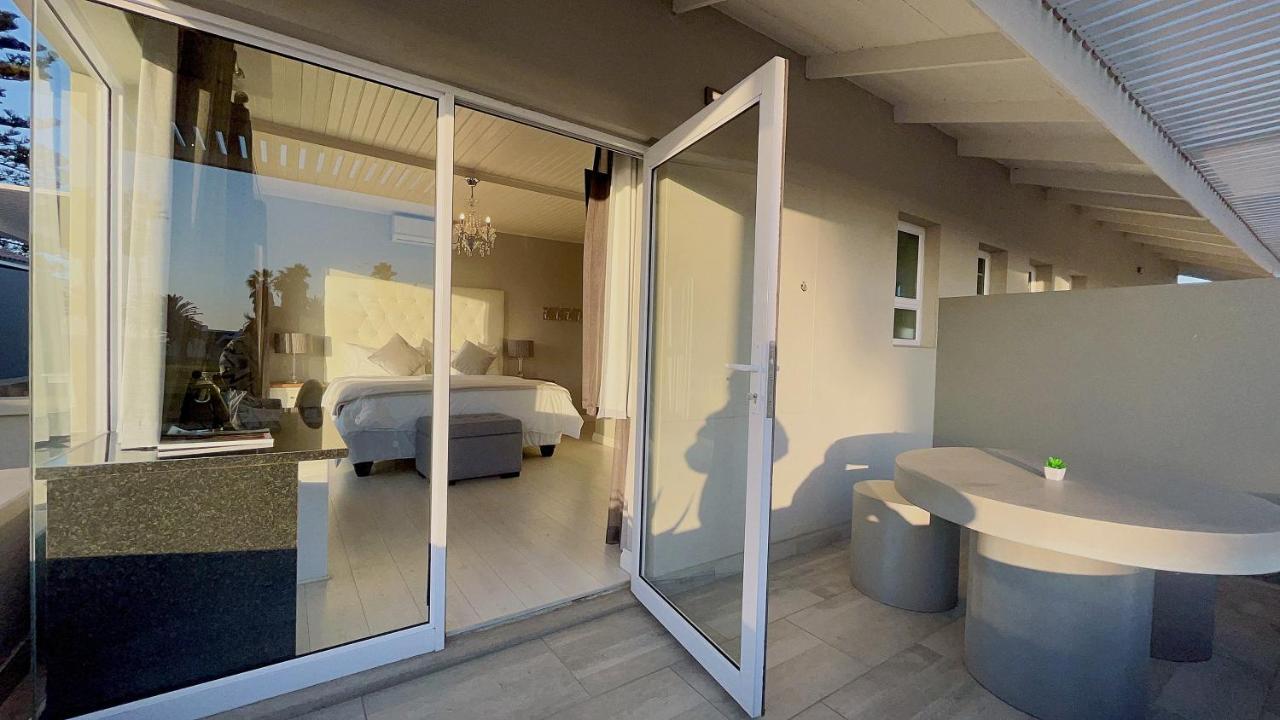 Aha! Cheers Guesthouse 拾间-海 Walvis Bay Bagian luar foto