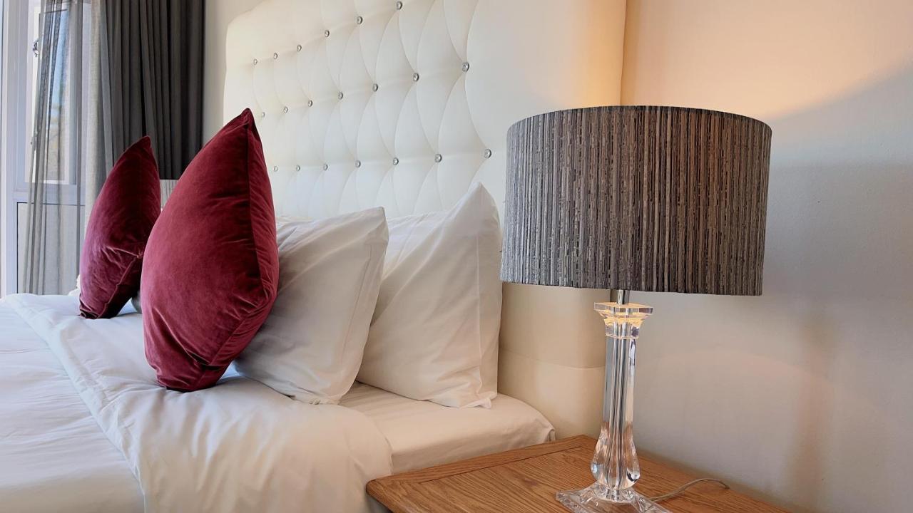 Aha! Cheers Guesthouse 拾间-海 Walvis Bay Bagian luar foto