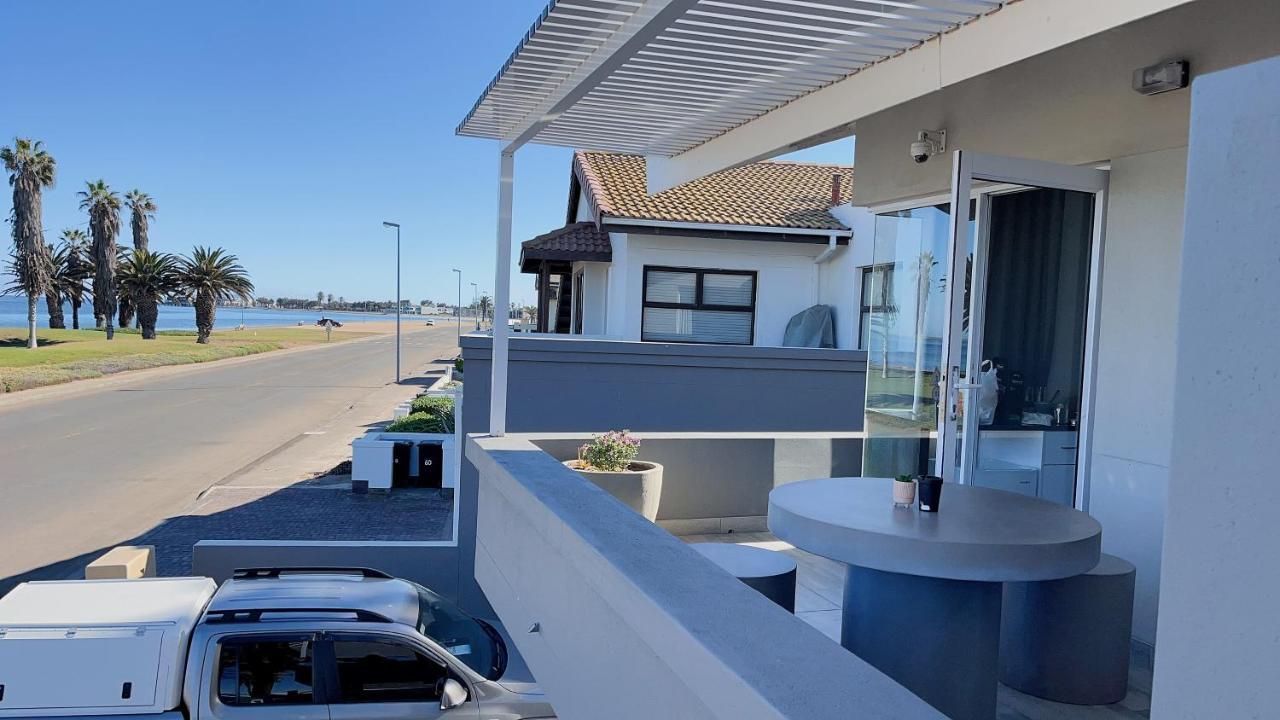 Aha! Cheers Guesthouse 拾间-海 Walvis Bay Bagian luar foto