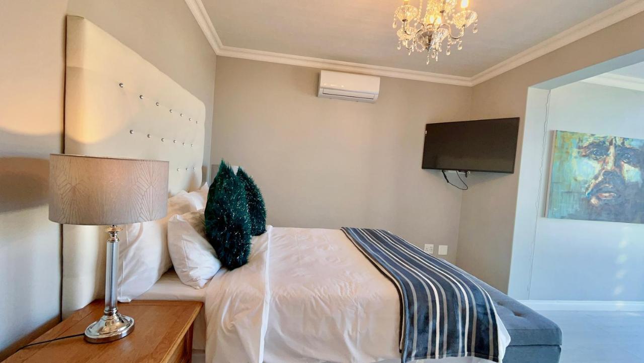 Aha! Cheers Guesthouse 拾间-海 Walvis Bay Bagian luar foto