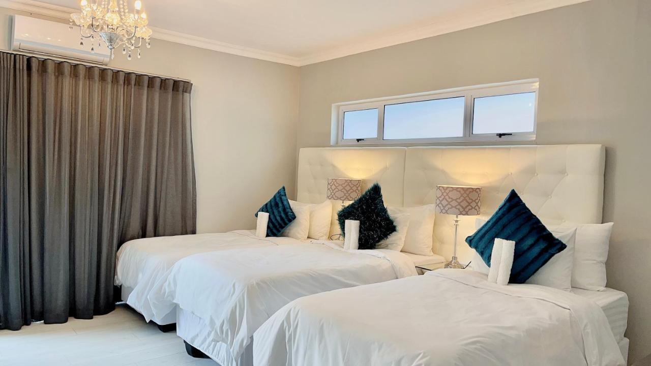 Aha! Cheers Guesthouse 拾间-海 Walvis Bay Bagian luar foto